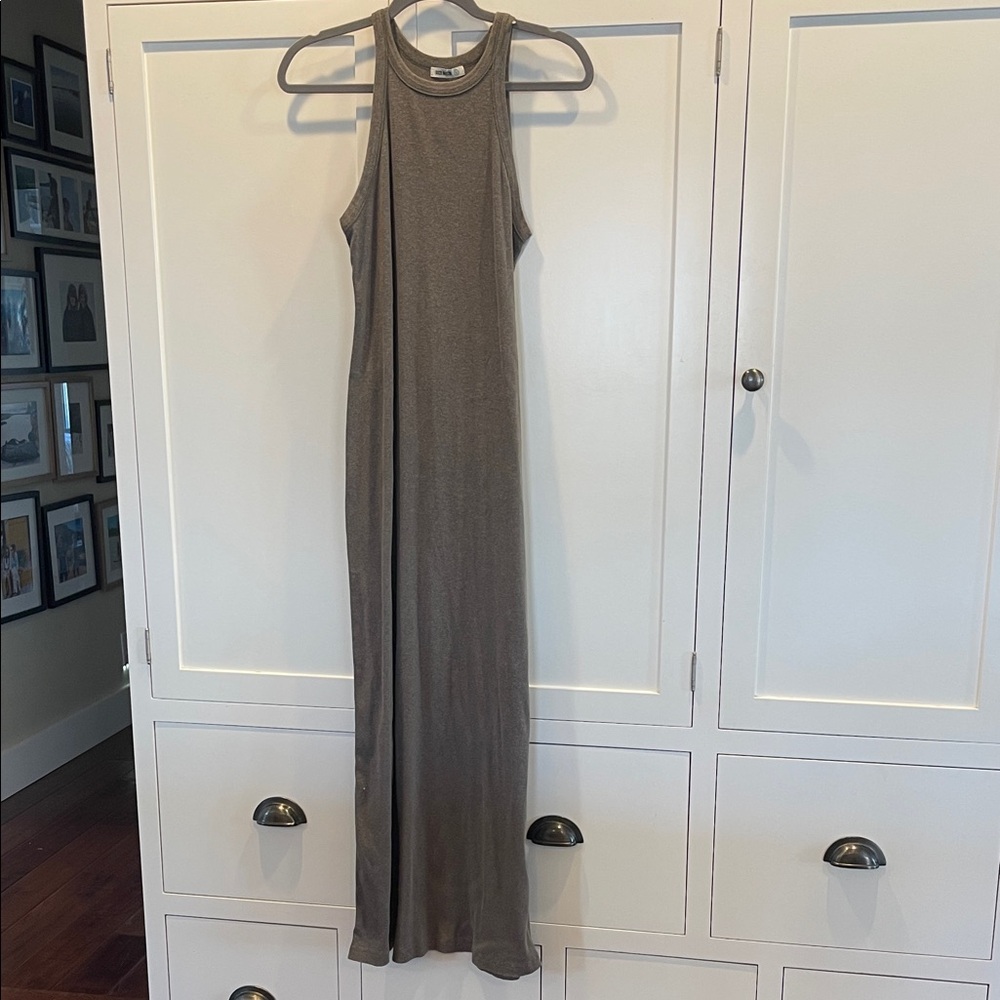 Buck Mason women’s Sleeveless Brown Maxi Dress, size large
